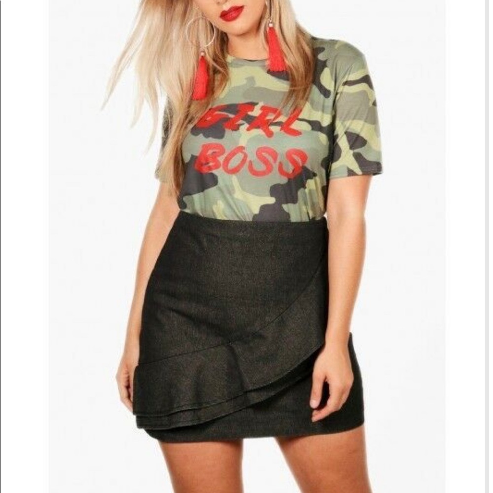 Boohoo ruffle front denim skirt